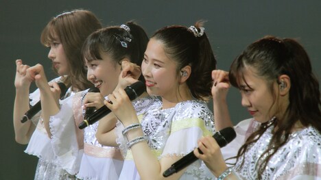 ももいろクローバーZ「MOMOIRO CLOVER Z 6th ALBUM TOUR “祝典”」トレイラー映像より。