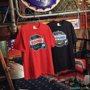 初音ミク SOUND DELIVERY デリバリースタッフTシャツ（レッド / ブラック）