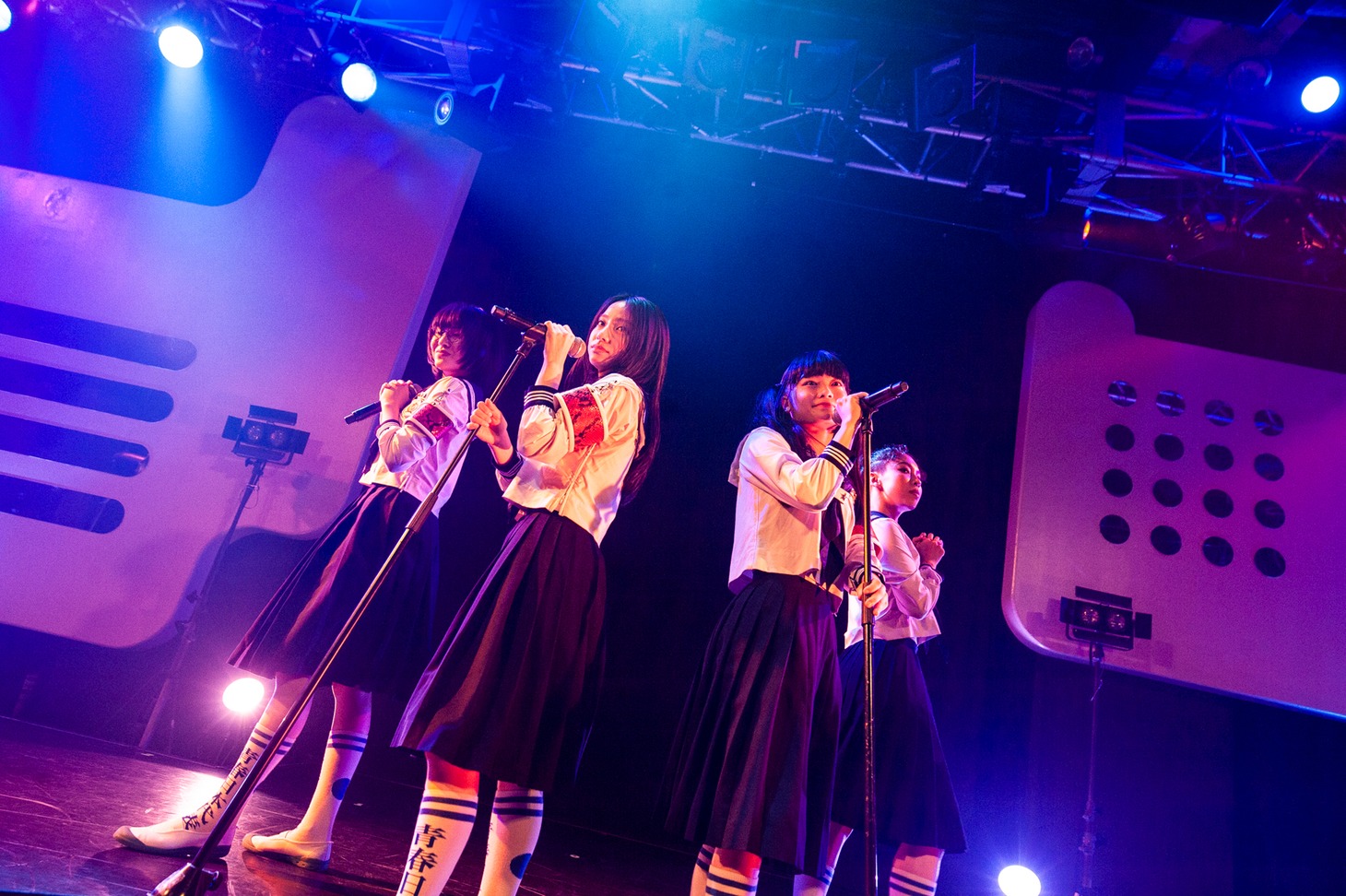 新しい学校のリーダーズ（Photo by MAYUMI）