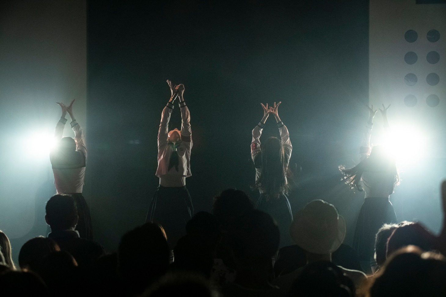 新しい学校のリーダーズ（Photo by MAYUMI）