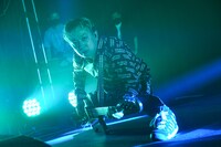 NAOKI（B, Vo）（撮影：岸田哲平）