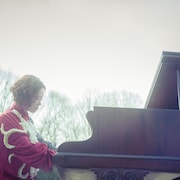 梶浦由記の詞集発売、鬼滅「炎」など30年間で手がけた詞すべて収録