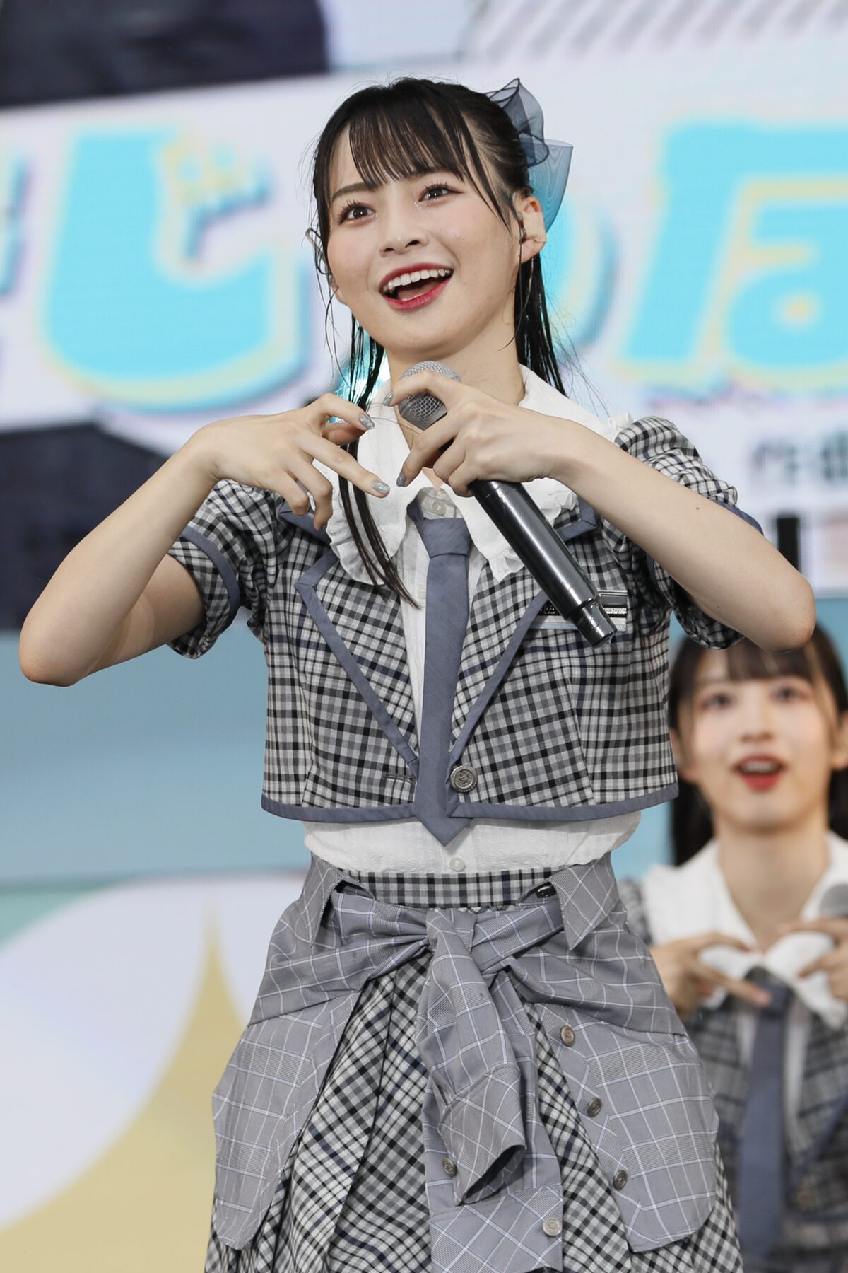 ≠ME 冨田菜々風 初期 ビブス 俗っぽい