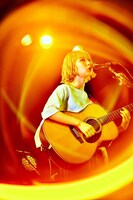 竹内アンナ「TOUR 2022 -TICKETS-」東京・LIQUIDROOM公演より。（Photo by Kazushi Hamano）