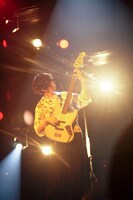 直井由文（B）（撮影：横山マサト）