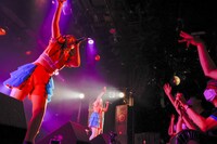 SAKA-SAMAワンマンライブ「万祝」の様子。