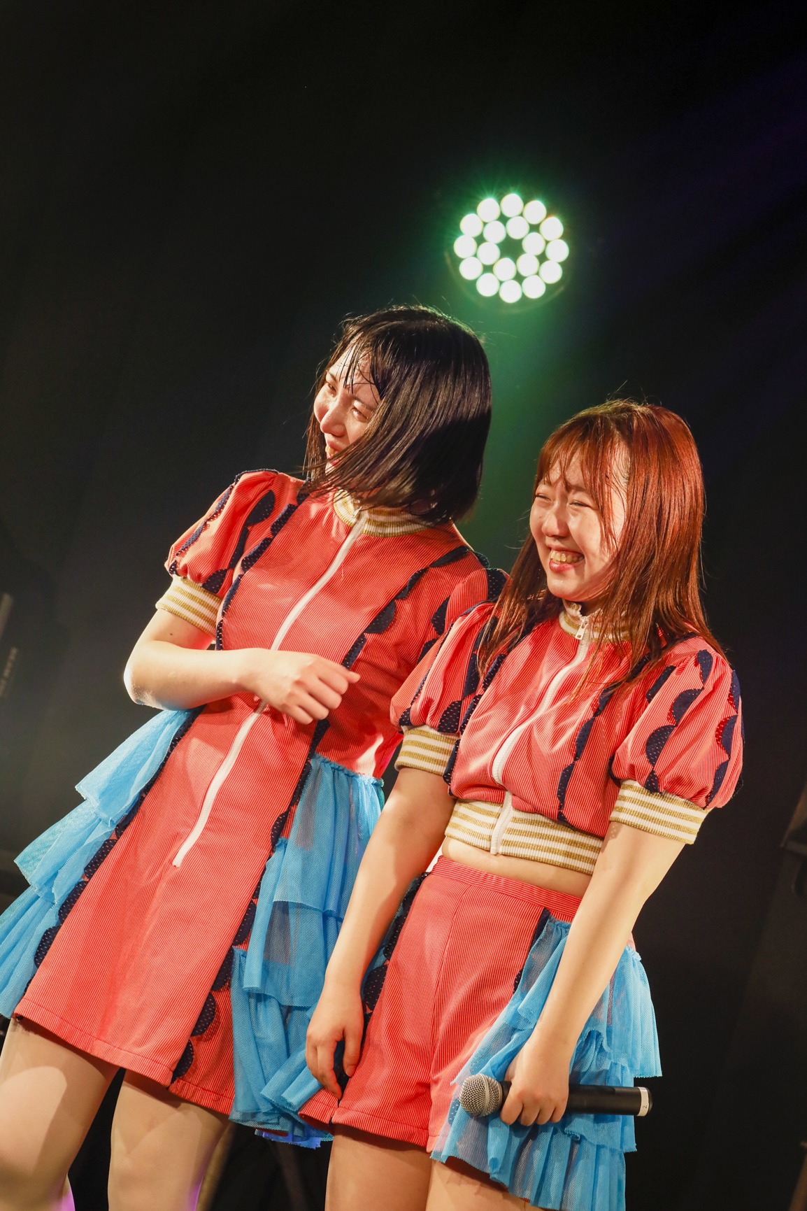 左から寿々木ここね、朝倉みずほ。