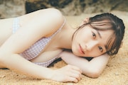 守屋麗奈「笑顔のグー、チョキ、パー」より。(c)Seed & Flower LLC/竹書房(撮影:東 京祐)