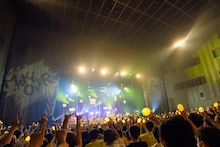 夏川椎菜「LAWSON presents 夏川椎菜 2nd Live Tour 2022 MAKEOVER」東京・中野サンプラザホール公演の様子。（撮影：江藤はんな［SHERPA+］）