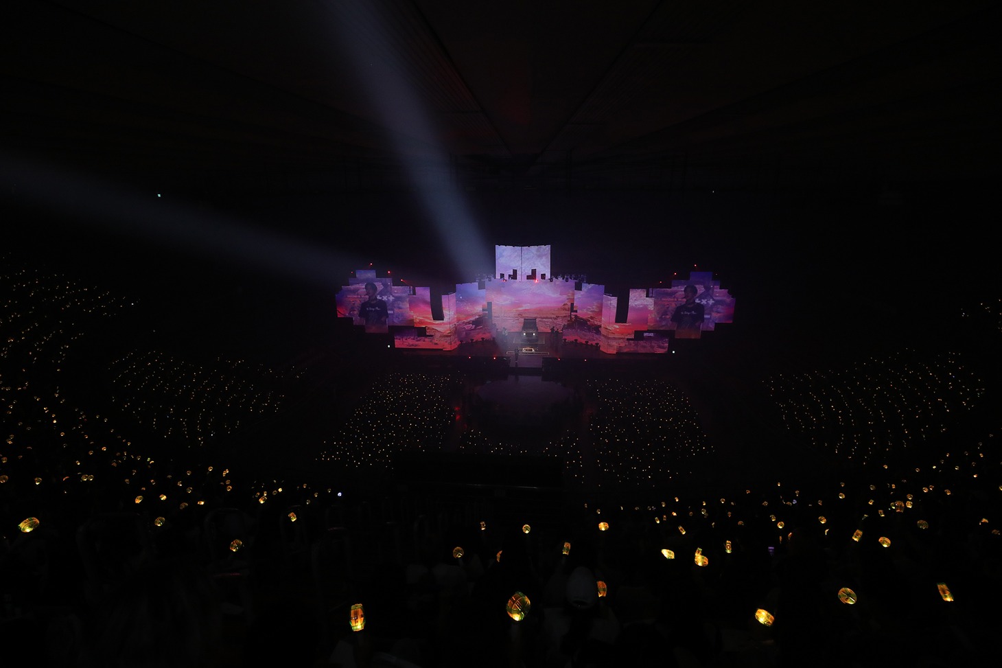 TOMORROW X TOGETHER「ACT：LOVE SICK」韓国・ソウル松坡区蚕室室内体育館公演の様子。(P)&(C) BIGHIT MUSIC