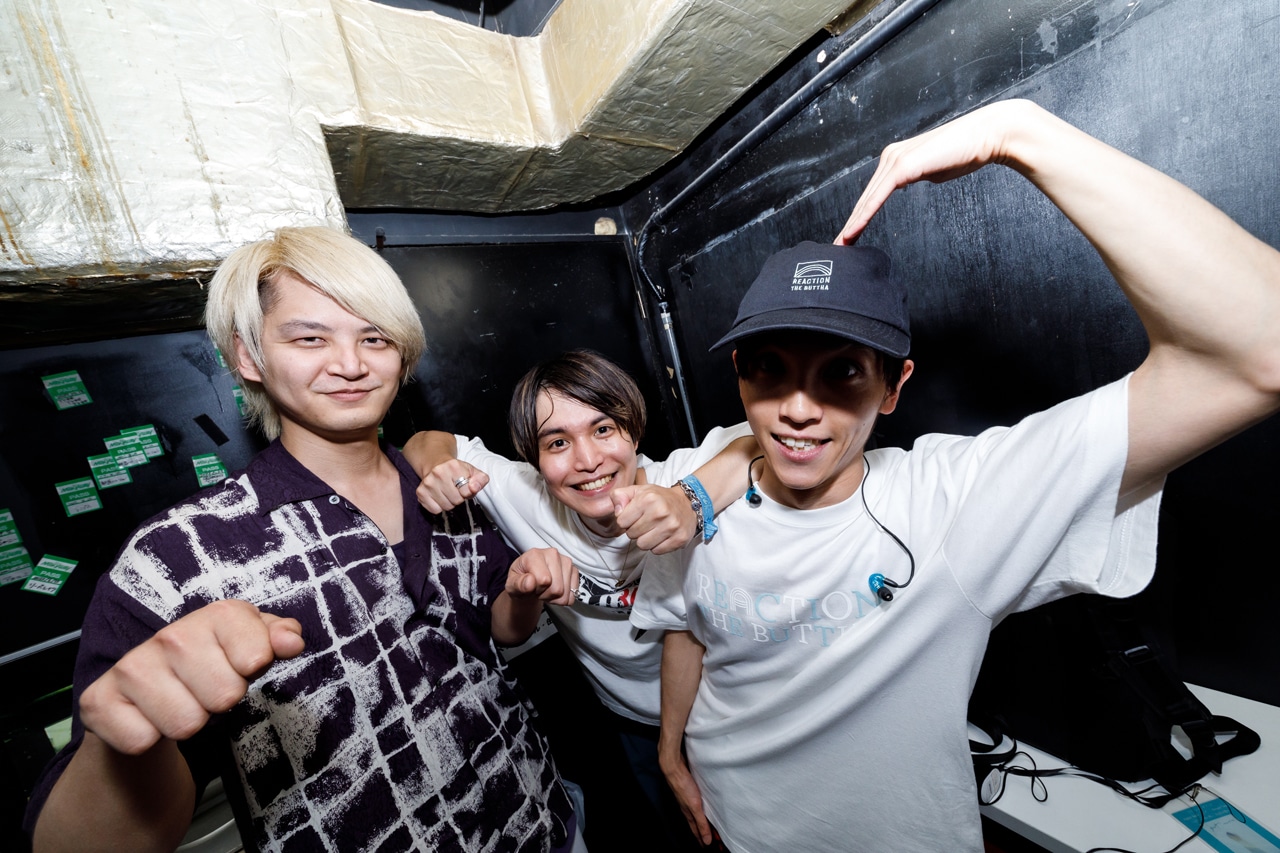 リアクション ザ ブッタ（撮影：西長勲）