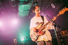 佐々木直人（B, Vo / リアクション ザ ブッタ）（撮影：西長勲）