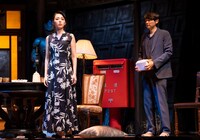 舞台「室温～夜の音楽～」より。（撮影：引地信彦）