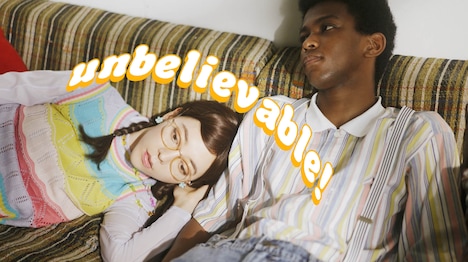 井上苑子「アンビリバボー」ミュージックビデオより。