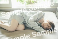 紀伊國屋書店で配布されるポストカードのサンプル。