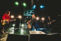 youth（撮影：白石達也）