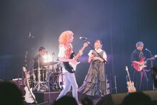 ナナヲアカリと玉屋2060％（Wienners）。（撮影：このタイミングで秋山）