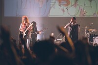 ナナヲアカリと玉屋2060％（Wienners）。（撮影：このタイミングで秋山）