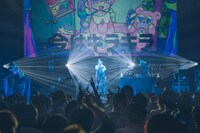 ナナヲアカリ「ナナヲアカリPresentsライブ＆パーティー 第十一話 ―770の日―」の様子。（撮影：このタイミングで秋山）