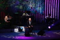 小椋佳「余生、もういいかい」埼玉・戸田市文化会館公演の様子。