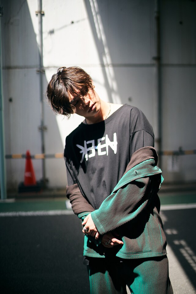 「KEEN AND INTENSE SD」の新作Tシャツ。