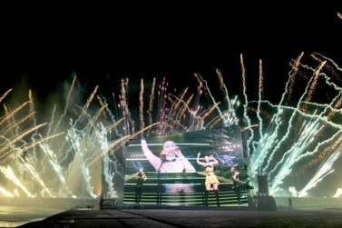 「WE ♥ NAMIE HANABI SHOW supported by セブン‐イレブン」イメージ画像