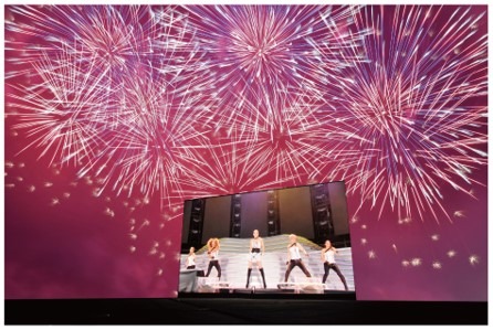 「WE ♥ NAMIE HANABI SHOW supported by セブン‐イレブン」イメージ画像