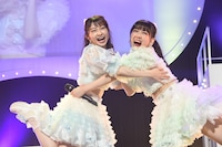 左から辻野かなみ、吉川ひより。