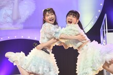 左から辻野かなみ、吉川ひより。