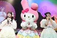 左から菅田愛貴、マイメロディ、吉川ひより。