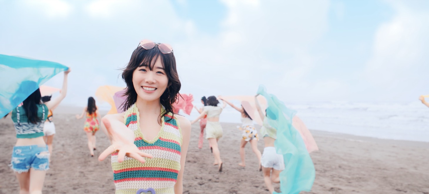 虹のコンキスタドール「キミは夏のレインボー！」のミュージックビデオより。