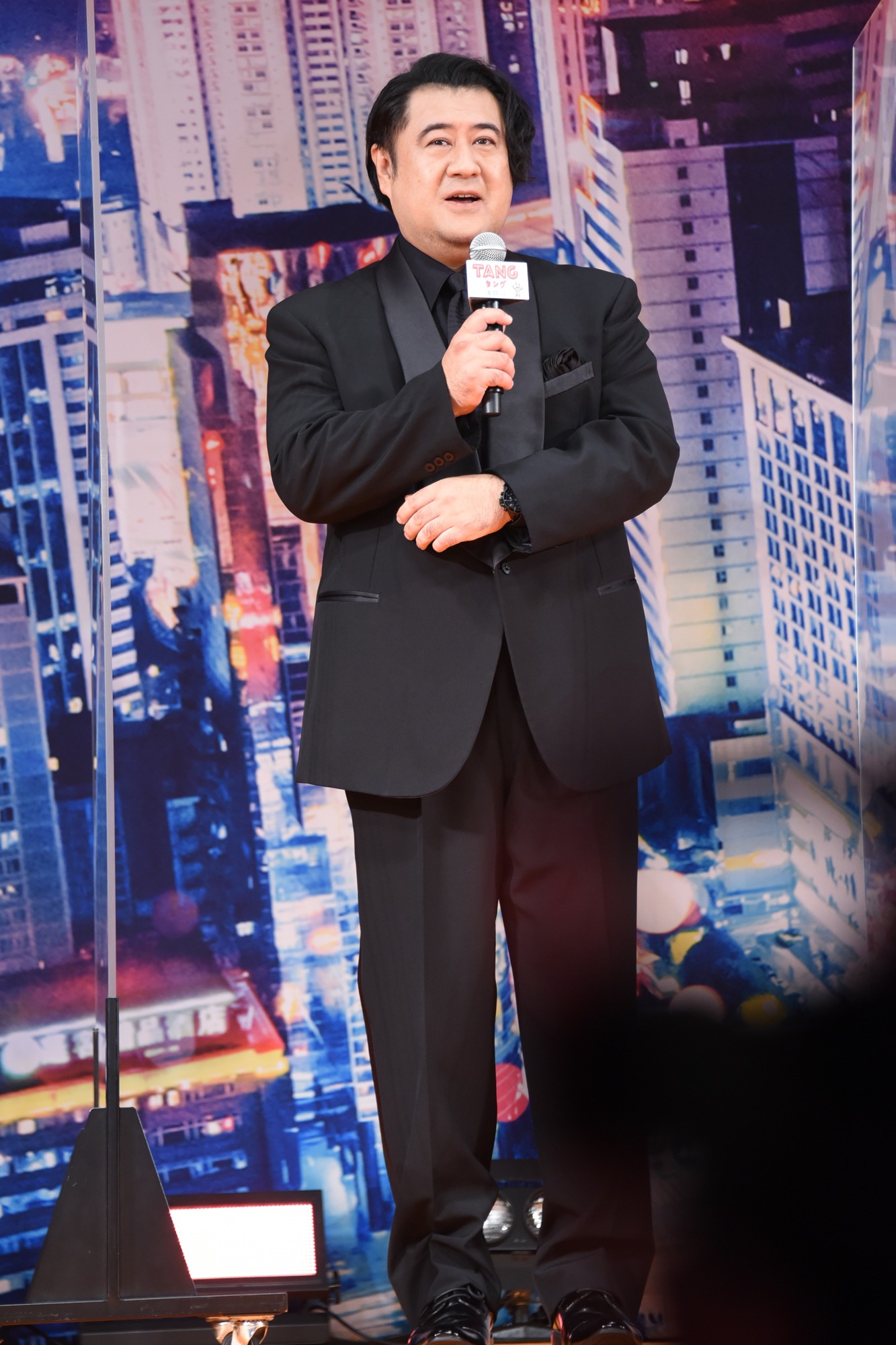 小手伸也