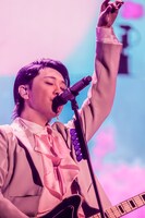 大森元貴（Vo, G）（撮影：上飯坂一）