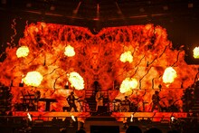 「Mrs. GREEN APPLE ARENA SHOW “Utopia” supported by PIA 50th Anniversary」の様子。（撮影：上飯坂一）