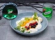 「きゃー!メロンソーダこぼしちゃったらDANGER!?何が起こるの!?ソーダパフェ」