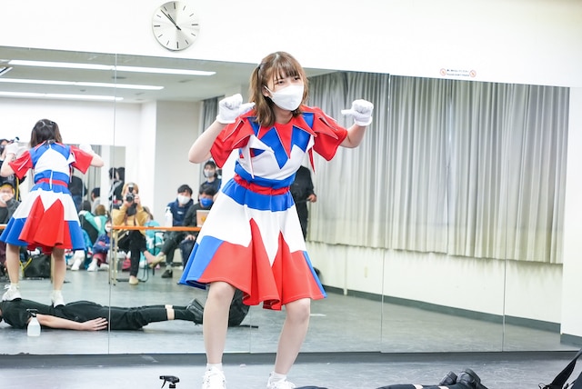 「WACK合同オーディション2021」に社員として参加した際の堂前氏。