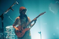 尾崎リノ（Vo, G）