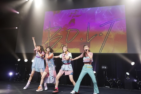 「B.O.L.T 3rd ANNIVERSARY LIVE & Early Summer Tour 2022 FINAL」の様子。(撮影:笹森健一)
