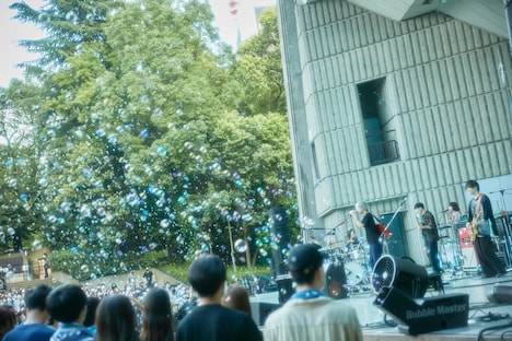 「ナツヨノマジック vol.2」の様子。（撮影：鳥居洋介）