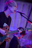 川谷絵音（Vo, G）（撮影：鳥居洋介）