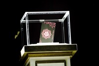 怪盗あーりんからの予告状。（撮影：上飯坂一）