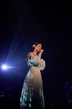 May J.（写真提供：エイベックス）