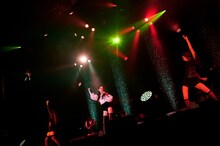 「May J. Tour 2022 EMPOWERMENT」ファイナルの様子。（写真提供：エイベックス）