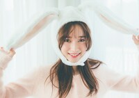 守屋麗奈「笑顔のグー、チョキ、パー」楽天ブックス限定版裏表紙