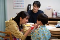 「5つの歌詩（うた）」第3話「TRUE, BABY TRUE.」より。(c)2022 東北新社