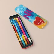 物販コーナーで販売される、「D'FESTA」Artist paintingボールペンセット。(c)DISPATCH