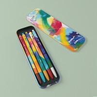 物販コーナーで販売される、「D'FESTA」Artist paintingボールペンセット。(c)DISPATCH