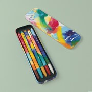 物販コーナーで販売される、「D'FESTA」Artist paintingボールペンセット。(c)DISPATCH