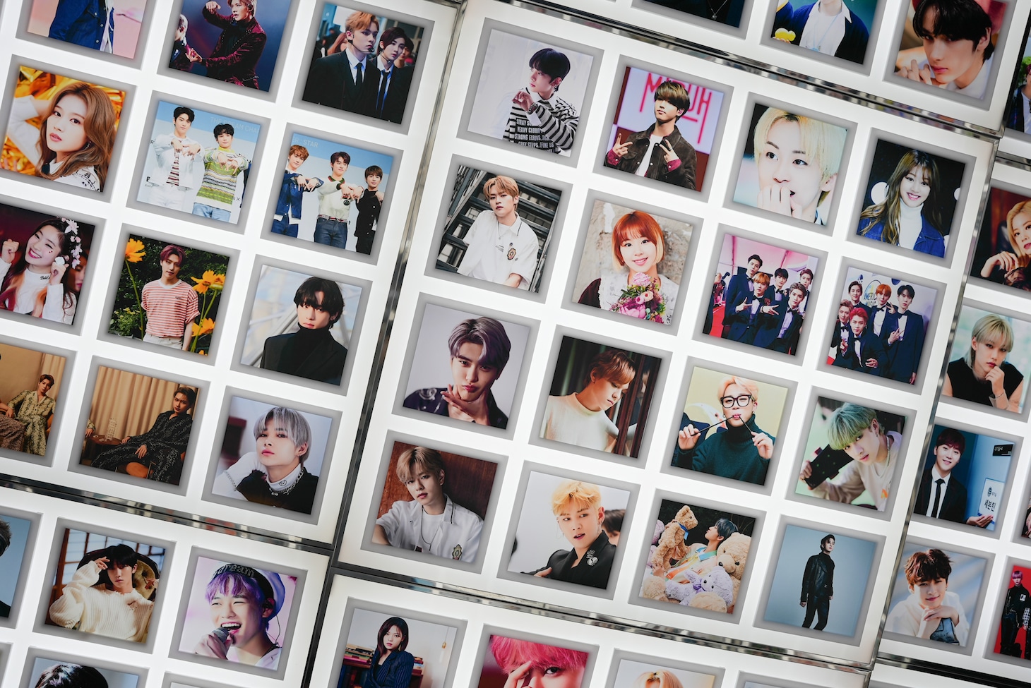 Dispatchが約10年間記録してきたアーティストの写真。