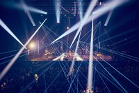 「milet 3rd anniversary live "INTO THE MIRROR"」の様子。（撮影：後藤壮太郎）